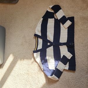 Size M American eagle cardigan